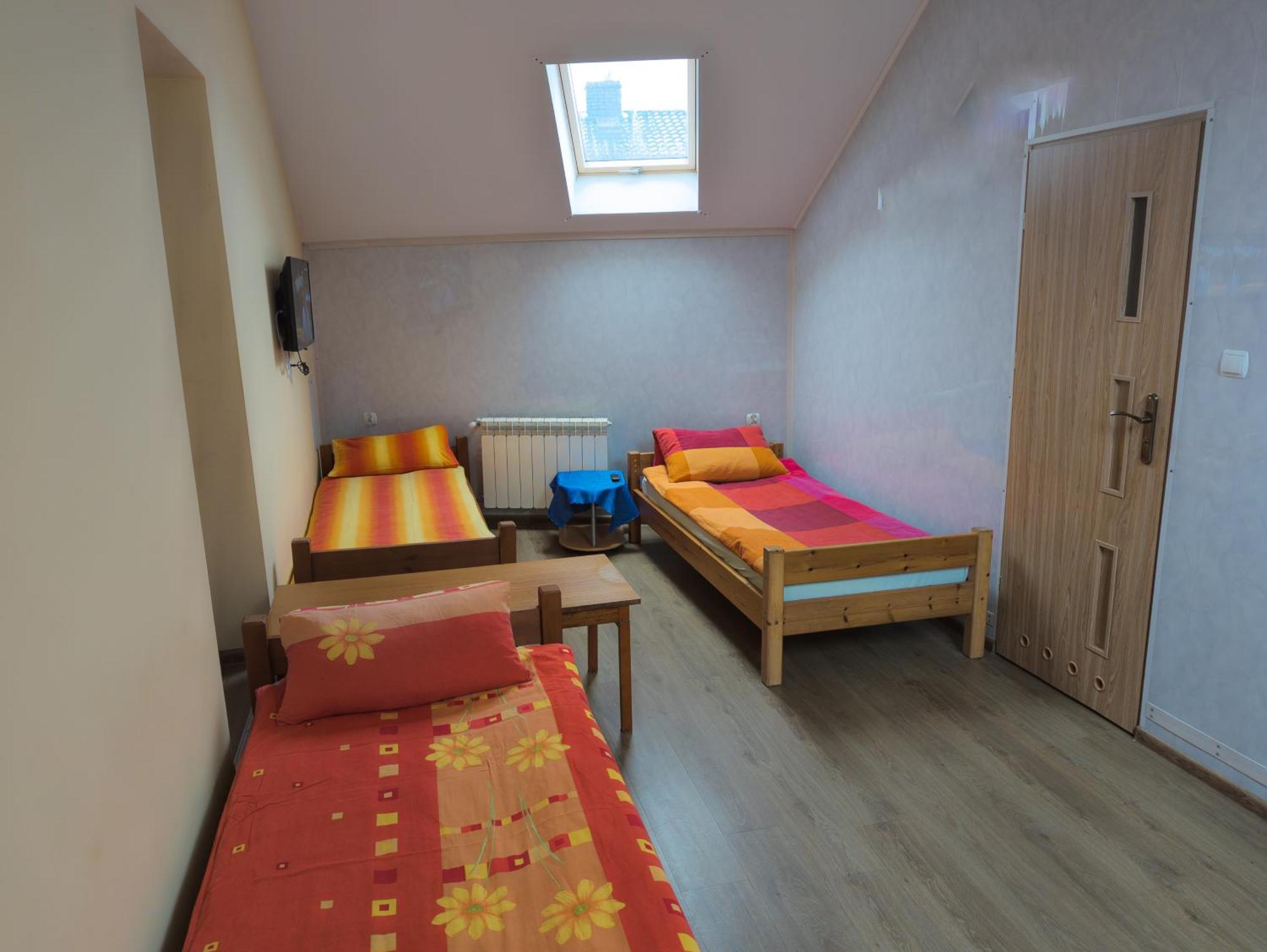 Pokoje Goscinne "U Karola" Pracownicze Ścinawa Dış mekan fotoğraf