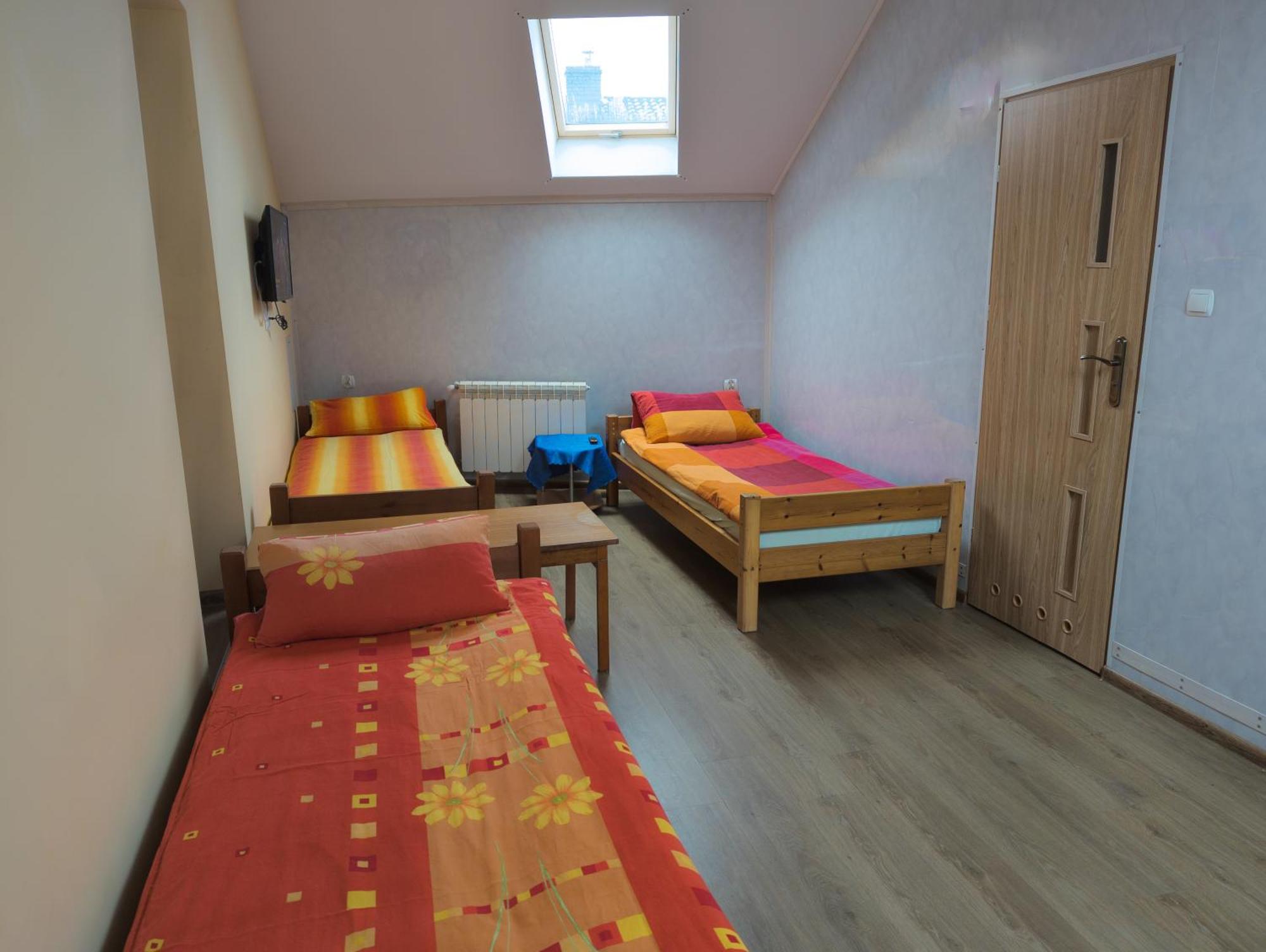 Pokoje Goscinne "U Karola" Pracownicze Ścinawa Dış mekan fotoğraf